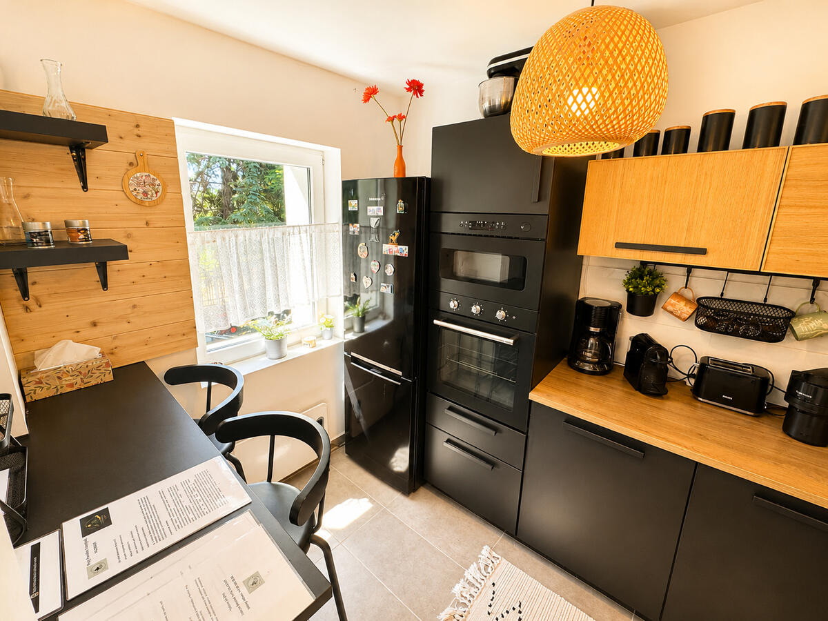 Konyha Pinty Paradise Apartman Balatonalmádi